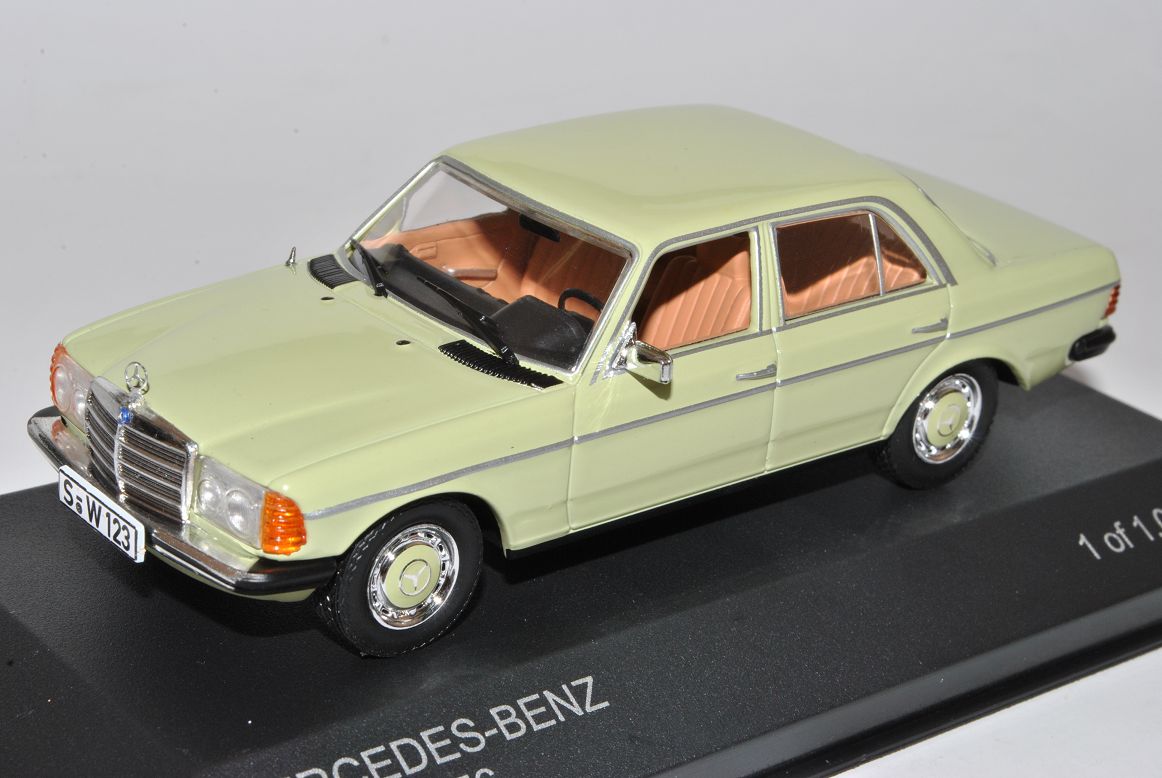 MercedesBenz W123 200D EKlasse Limousine Grün 19751986
